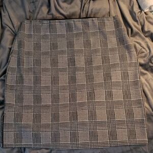 Apt. 9. Black and White Plaid Skirt